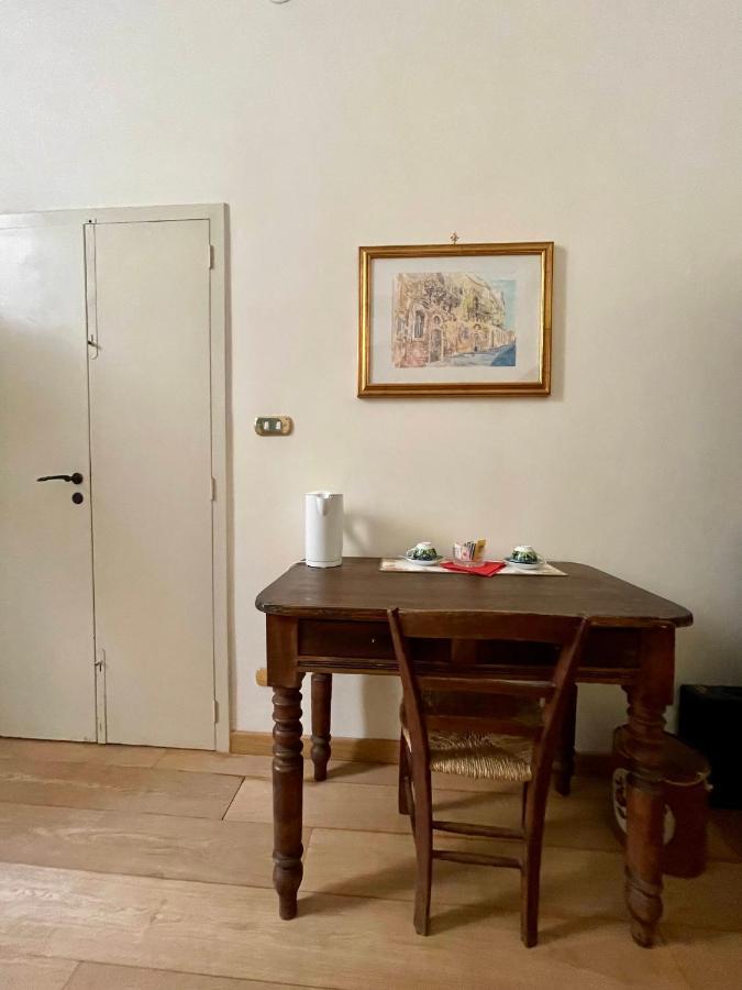 4 Balconi Rooms- Dimora Arditi B&B 莱切 外观 照片