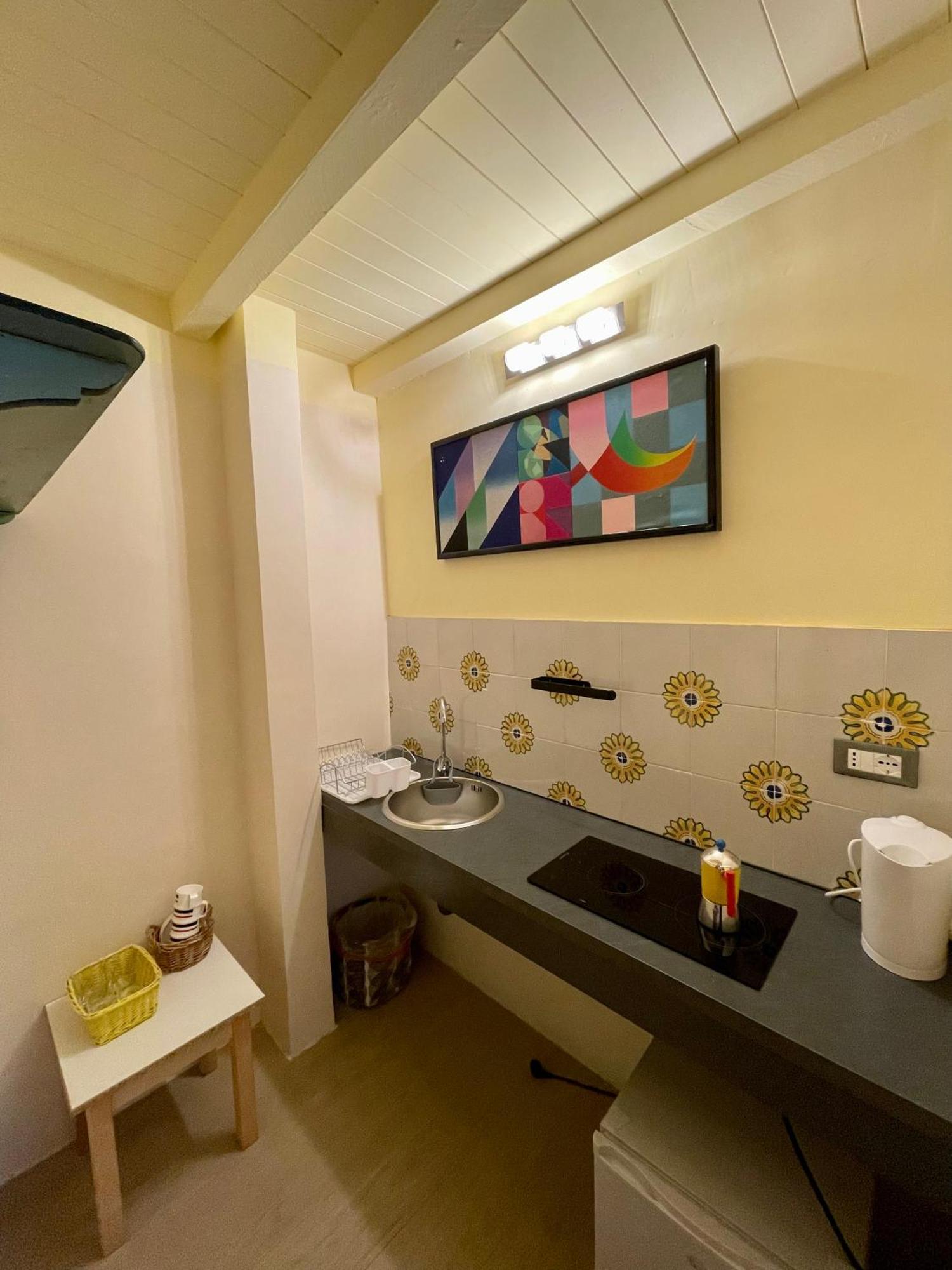 4 Balconi Rooms- Dimora Arditi B&B 莱切 外观 照片